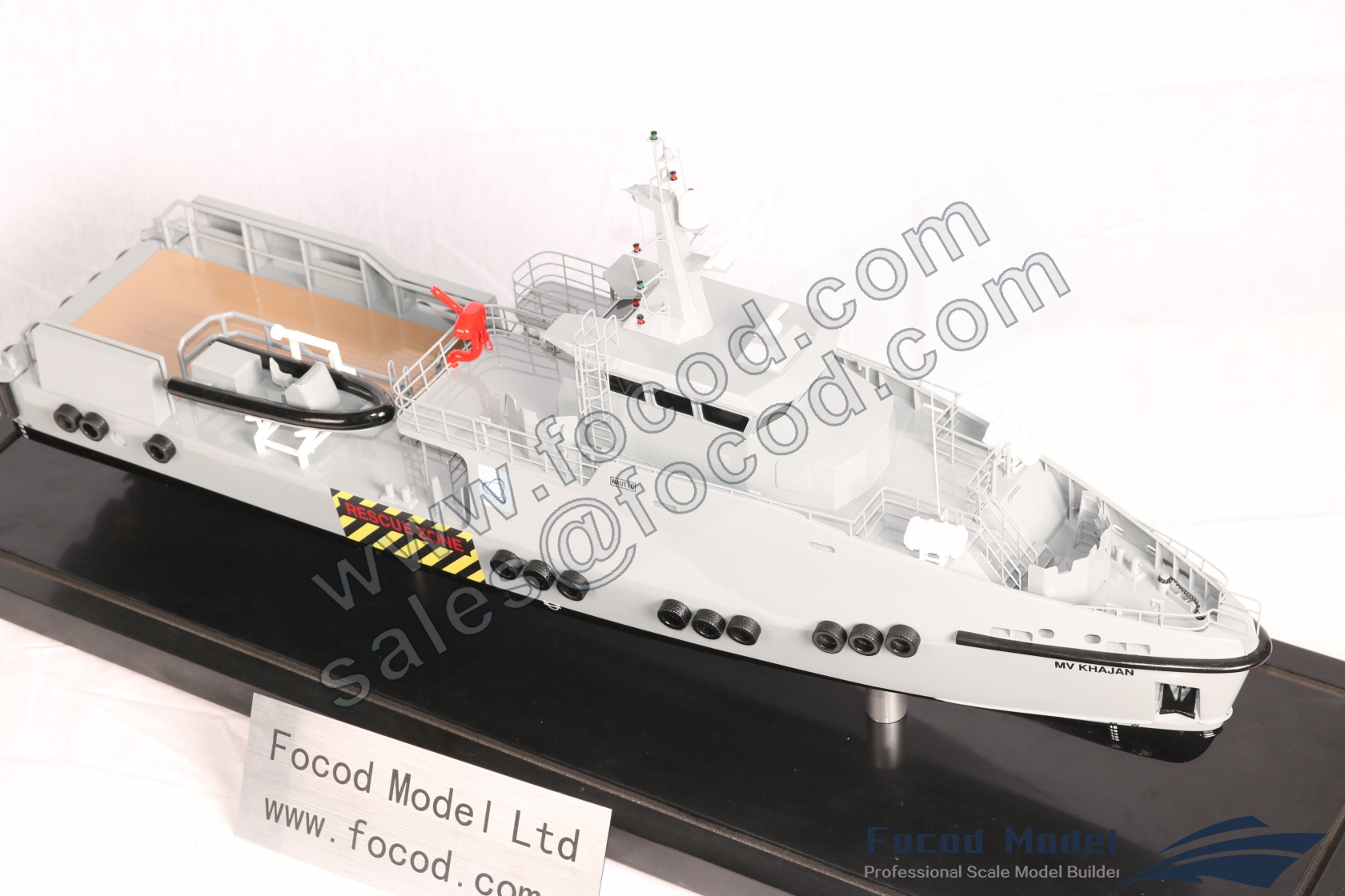 customized model of 35米船员运输船